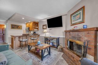 Cozy 1BDR with Views Free Parking Near Bus Stop - Park City - 0