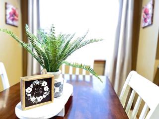 The Cove 21-6 By SDC, Big Deck, Pool, Hot Tub, By Lake - 2