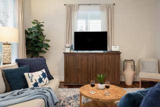 Galveston Beach Escape with Hot Tub, Sauna, Fam & Pet Friendly - Galveston - 1