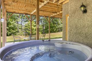 High Top Mountain Lodge by Carolina Mornings - Black Mountain - 7
