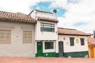 Casa de 2 hab en La Candelaria con increíble vista y balcón - Bogotá - 3