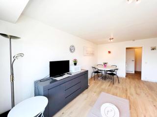 Apartment in Wenduine near Tram Stop - 3