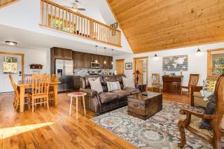 Serenade Shores by Carolina Mornings - Hendersonville - 4