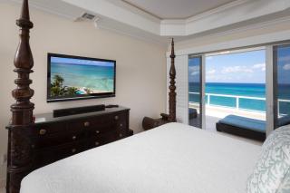 South Bay Beach Club #35 Penthouse - 3 Bedroom 3 Bathroom Unit - 4