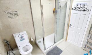Spanking New Double Suite 20 Minutes to Central London - Londen - 8