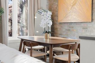 Luxury 2BR Condo in Wicker Park - Chicago - 5