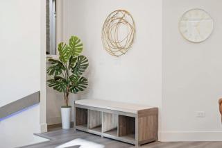 Luxury 2BR Condo in Wicker Park - Chicago - 2