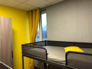 Spacious Holiday Home in campsite - Signy-lʼAbbaye - 3