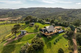 Woodside Bay Estate - - 1
