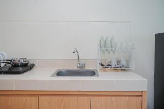 Simply Look Studio Apartment at B Residence By Travelio - 2