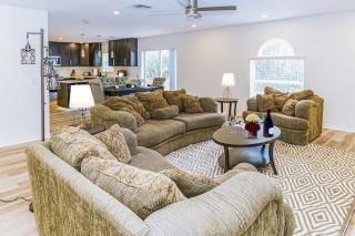 Beachside Bliss 4BR Home in Palm Coast Paradise - Palm Coast - 9