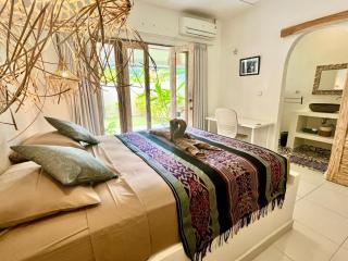 Pura Vida - Uluwatu - 0