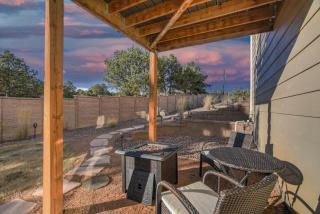 _Entire Home_Game Room_Basement_FirePit_ - Palmer Lake - 4