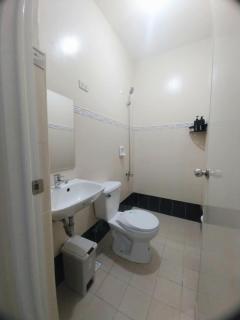 Abode86 Transient House - Pacific Grand Townhomes, Mactan Lapu-Lapu City, Cebu - 8