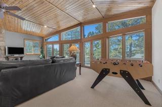 Country Club Cabin with Hot Tub - 2