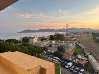 Azuria - Cannes - 1