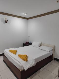 Hotel Selver Shinn & Restaurant - Phnom Penh - 3