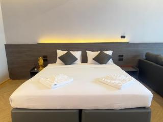 Leon's Loft House - 9