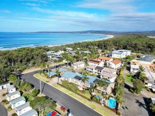 Beachfront Apartments - 5