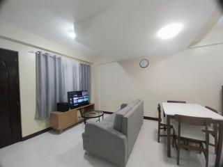 Abode86 Transient House - Pacific Grand Townhomes, Mactan Lapu-Lapu City, Cebu - 1