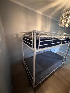Shared Male Room - 9