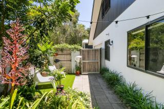 StayByronBay - The Little French Salon de la Sirène and Scandinavian Simplicity Byron Bay - 8