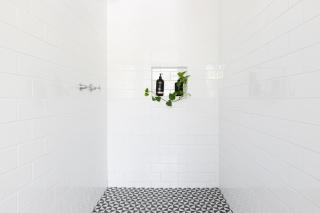 StayByronBay - The Little French Salon de la Sirène and Scandinavian Simplicity Byron Bay - 5