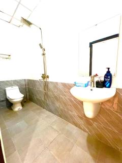 Apatuxay Vientiane Hostel & Apartment - 9