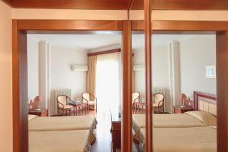 Tzaki hotel & restaurant Patras - Patras - 9