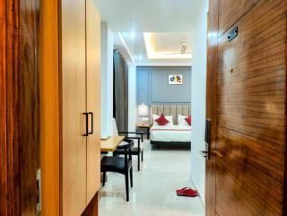 Hotel Mavens White Artemis Hospital Road Sector 52 Gurgaon - 7