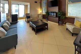 Comfort Inn & Suites Ambassador Bridge - Windsor - 7