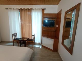 Hotel Himalayan Village - 4