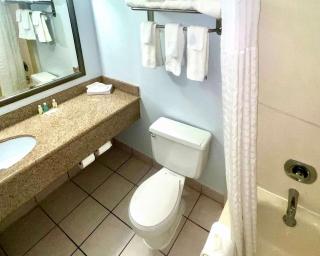 Suburban Studios East Syracuse Carrier Circle - 3