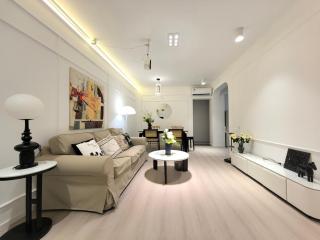 Yi Du Home with City View - Family Suite 500m to Nanjing West Rd Near People's Square -Credit Cards Accepted - 1