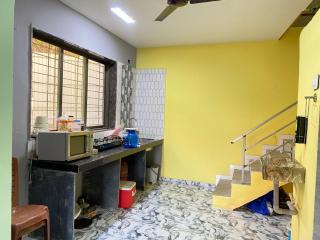 Bed And Breakfast At Sai Sanis Villa Ghodbender Road Kasarvadavali Thane West - Thane - 7