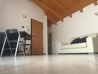 Jomary Apartment - Bergamo - 0
