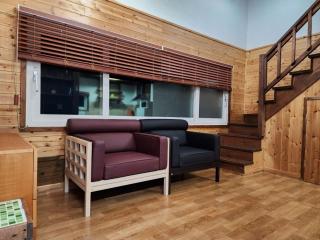 Pyeongchang Bench House - 1