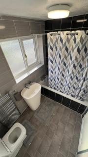 Concorde House Rainham - - 1