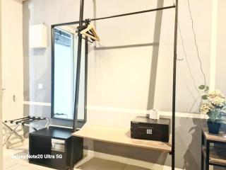 F1-33-01 SweetHome7Tamarind SuiteWifiNetflixFree Parking - 6