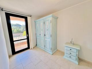 Blue & White Sea View - Baja Sardinia - 1