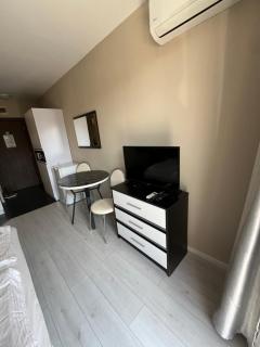 Admiral Plaza Colorful Apartments - Sunny Beach - 6