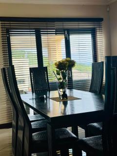 Unbookable - Boschrand - 2