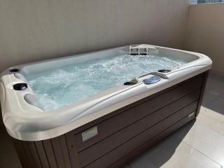 2 Bedroom Apartment with Private Jacuzzi May Residence JVC - 6