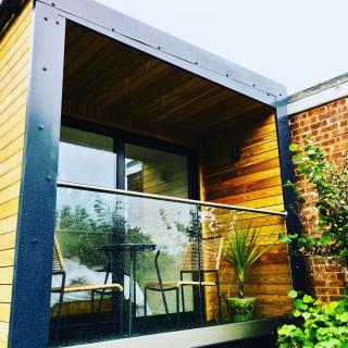 The Wee Cabin - Brighton & Hove - 1