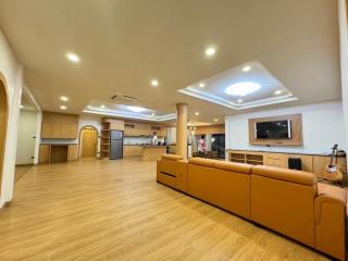 The Shinning Pool Villa - 1