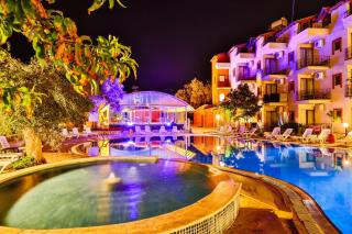 Club Hotel Gultur - Kucukkuyu - 0
