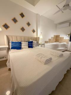 Nov Antique - AKKO - 3