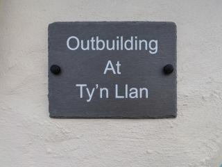 The Outbuilding at Tyn Llan - Cemaes Bay - 8