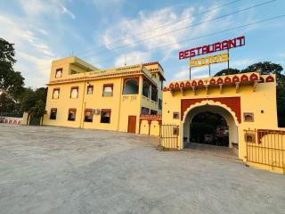 Megh Malhar Hotels - 0