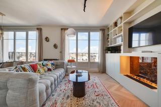 Penthouse Eiffel view by Les Maisons de Charloc Homes - Boulogne-Billancourt - 0